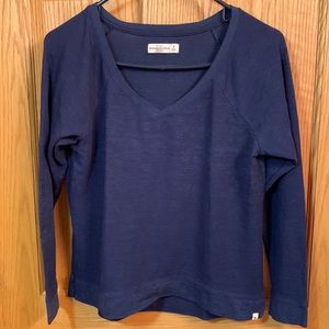 Abercrombie & Fitch Lightweight sweater navy blue size M